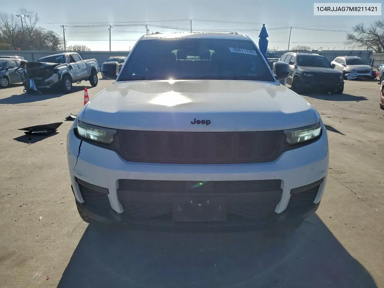 1C4RJJAG7M8211421 2021 Jeep Grand Cherokee L Laredo