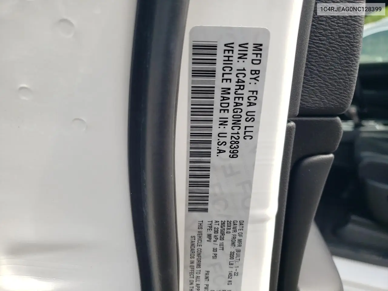 1C4RJEAG0NC128399 2022 Jeep Grand Cherokee Laredo E