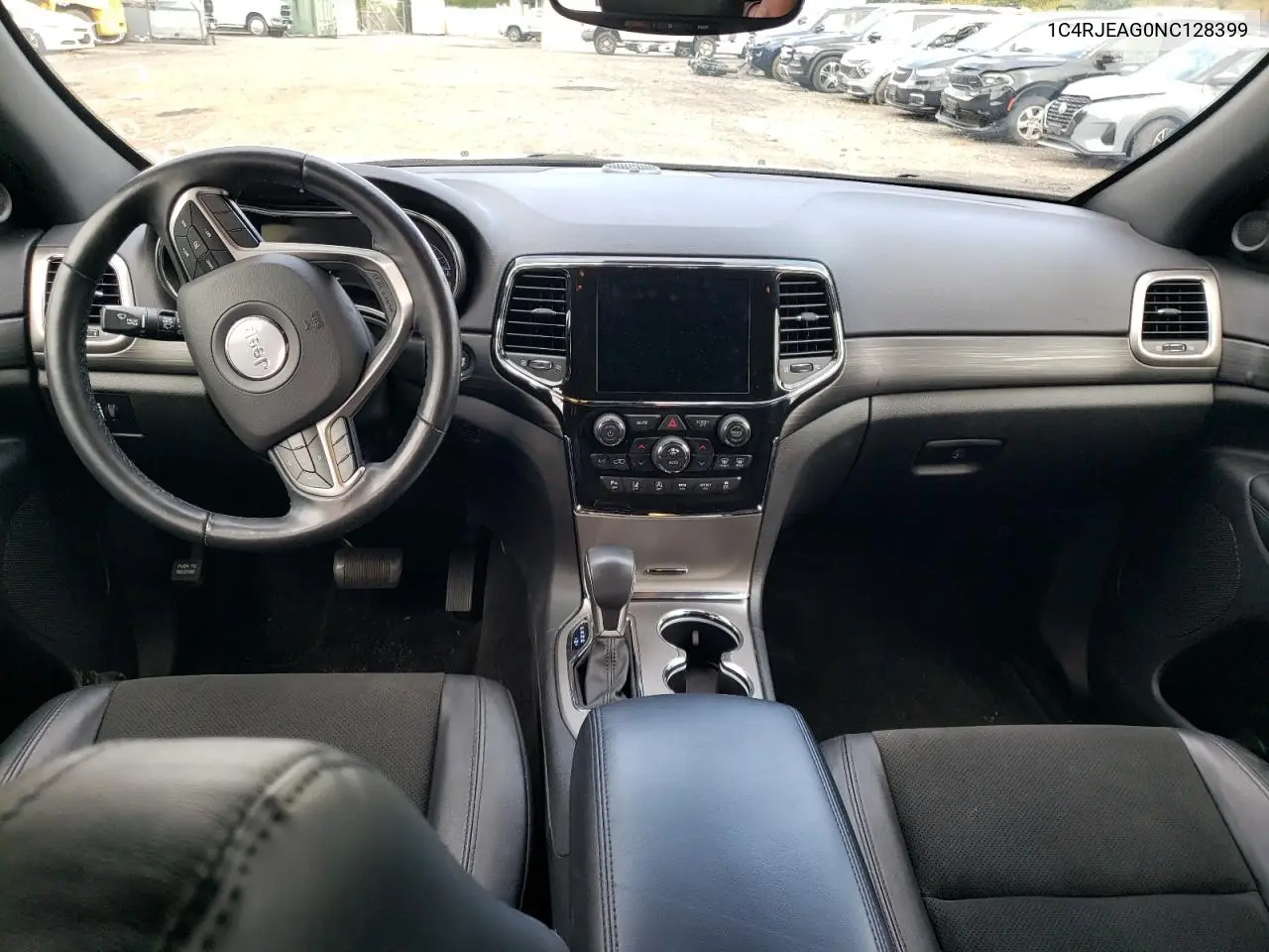 1C4RJEAG0NC128399 2022 Jeep Grand Cherokee Laredo E