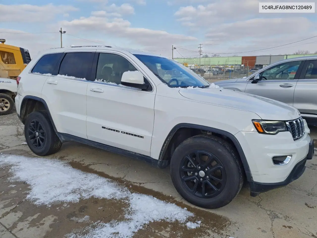 1C4RJFAG8NC120489 2022 Jeep Grand Cherokee Laredo E