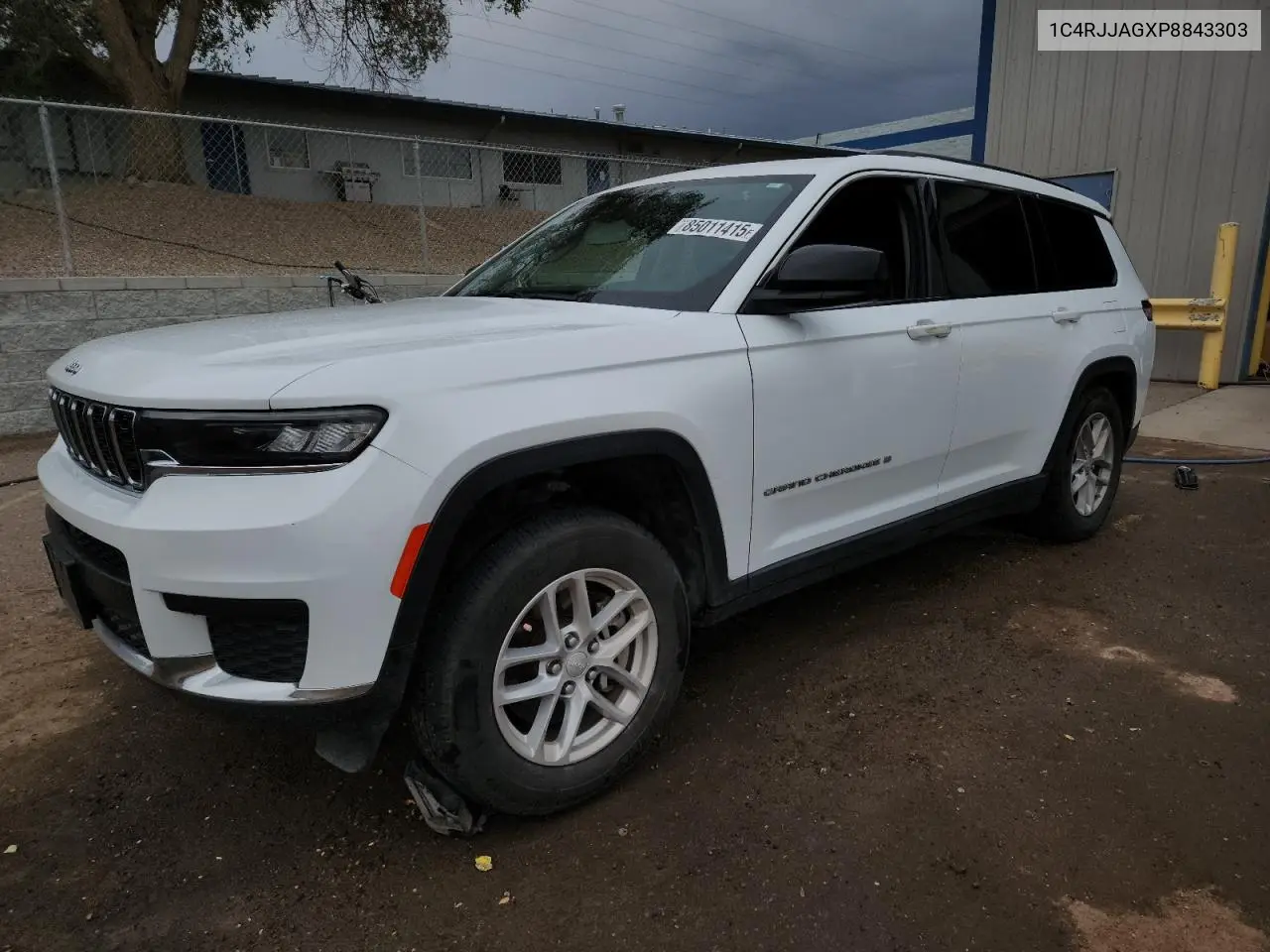 1C4RJJAGXP8843303 2023 Jeep Grand Cherokee L Laredo