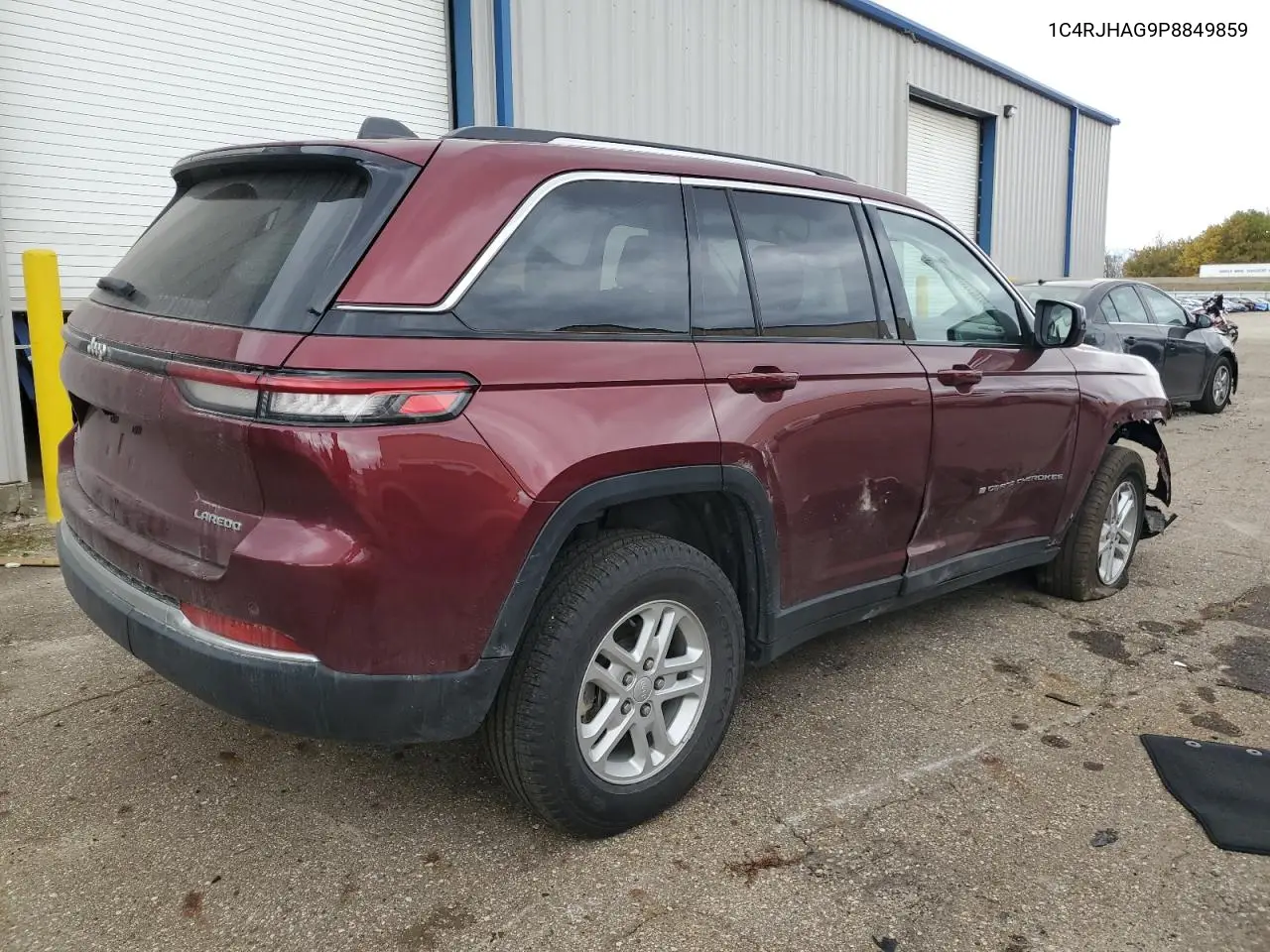 1C4RJHAG9P8849859 2023 Jeep Grand Cherokee Laredo
