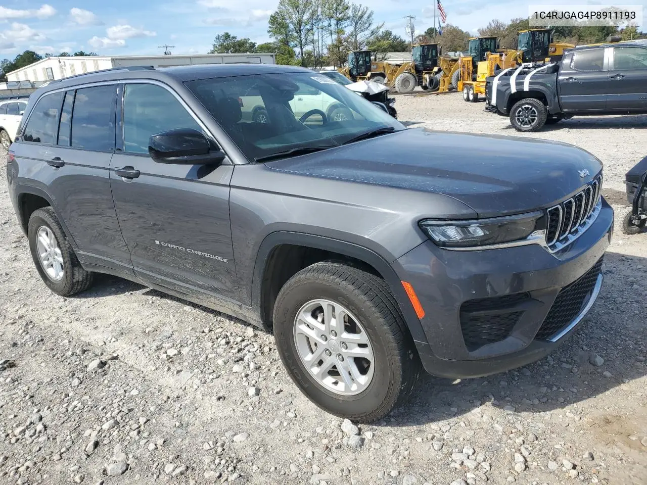 1C4RJGAG4P8911193 2023 Jeep Grand Cherokee Laredo