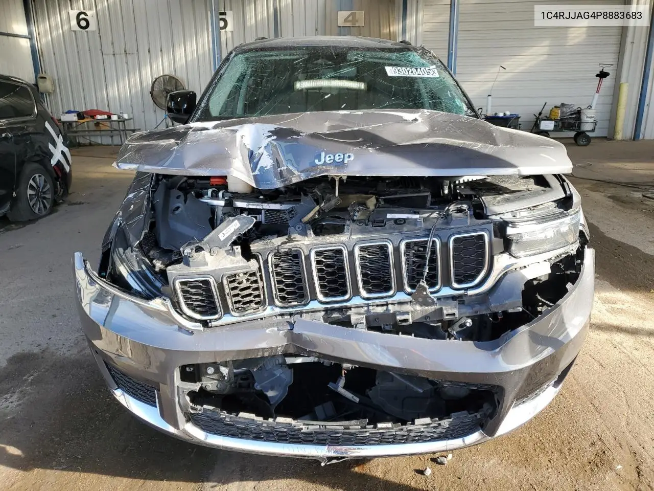 1C4RJJAG4P8883683 2023 Jeep Grand Cherokee L Laredo