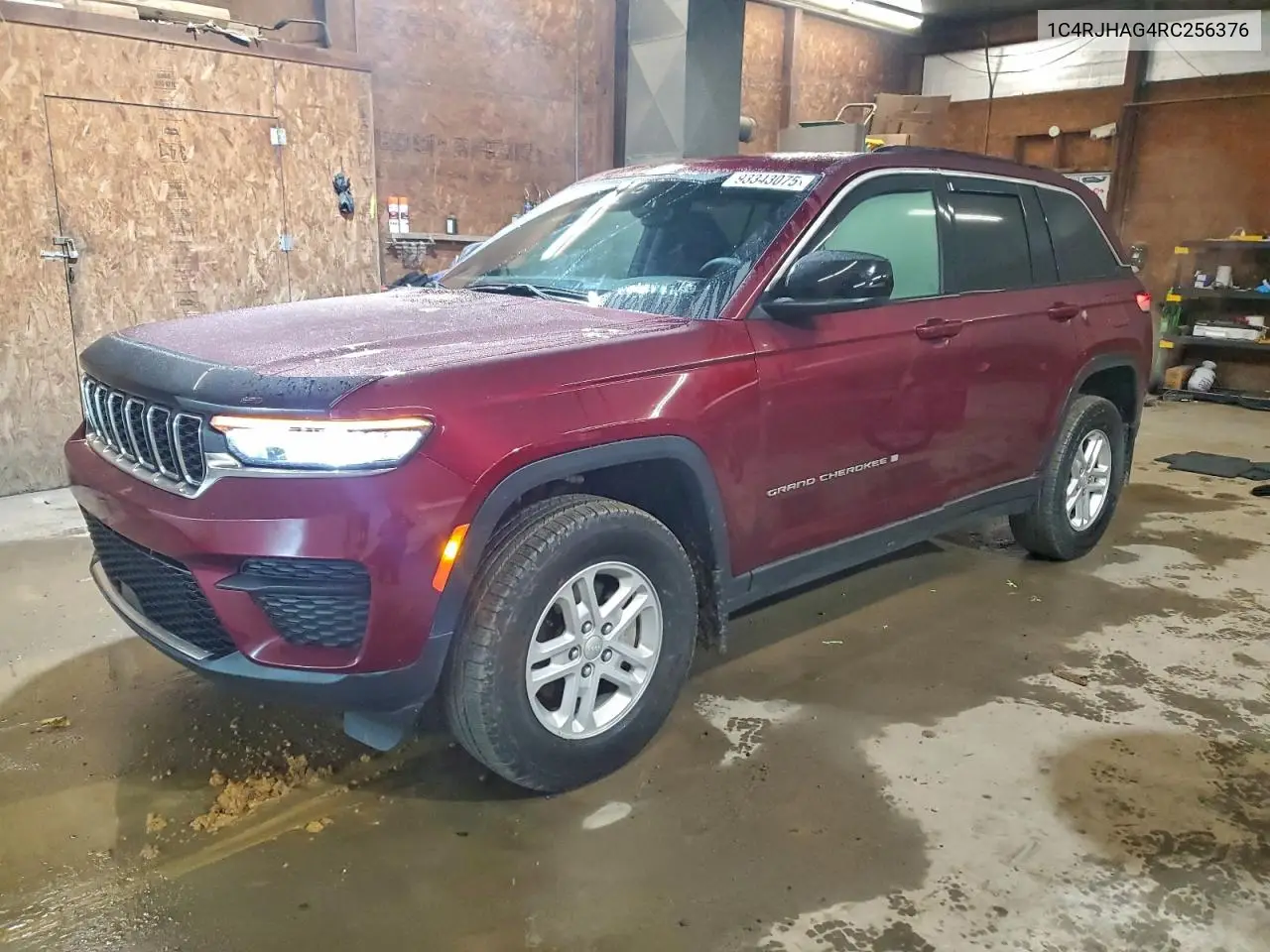 1C4RJHAG4RC256376 2024 Jeep Grand Cherokee Laredo