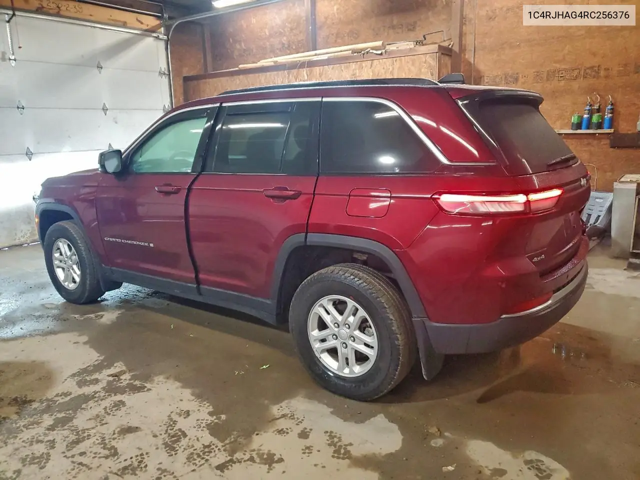 1C4RJHAG4RC256376 2024 Jeep Grand Cherokee Laredo