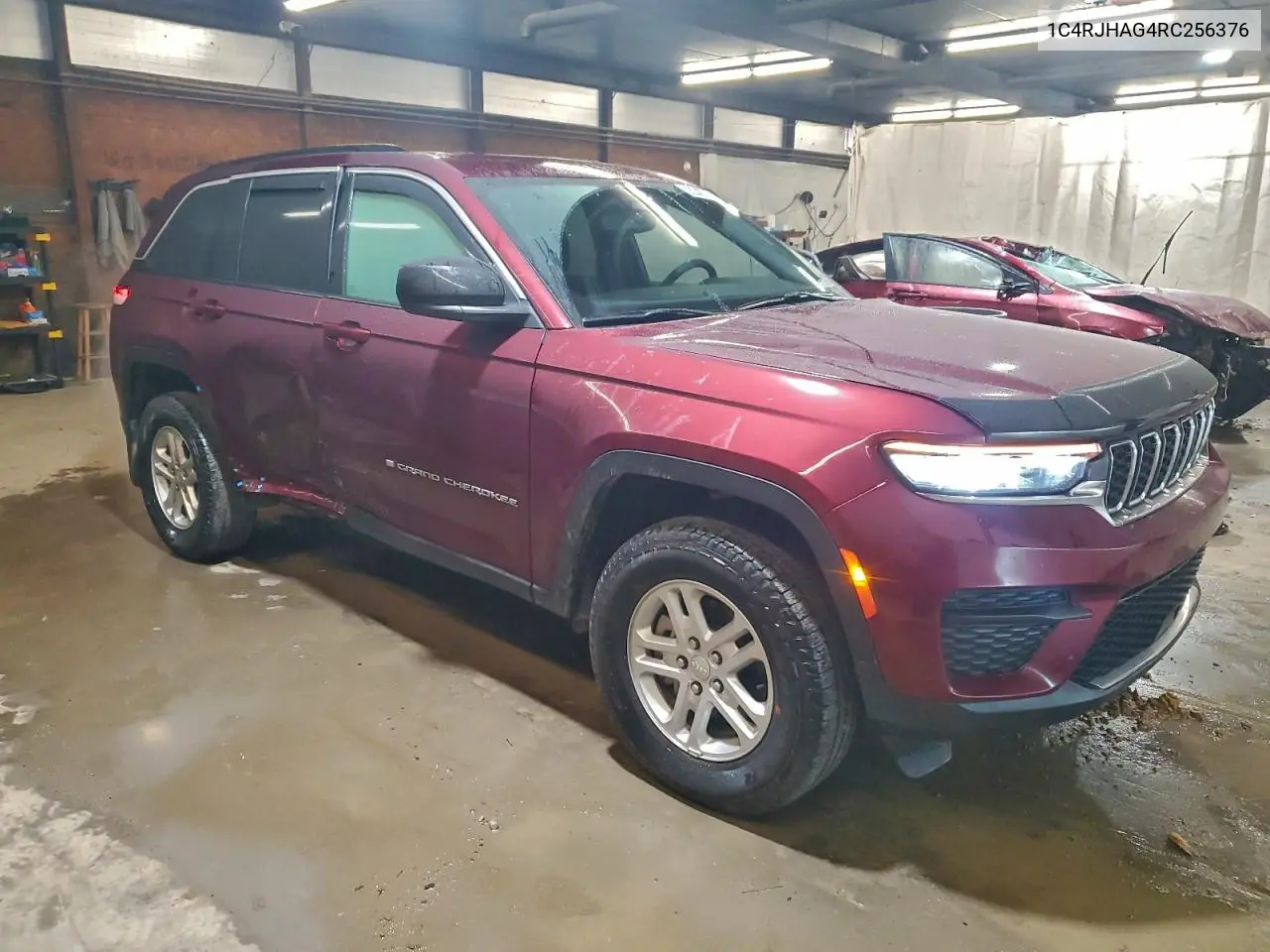 1C4RJHAG4RC256376 2024 Jeep Grand Cherokee Laredo