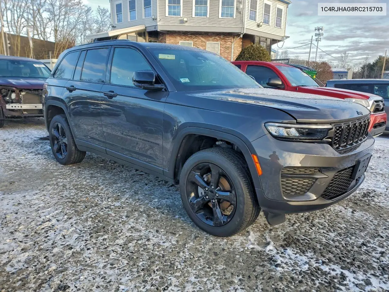 1C4RJHAG8RC215703 2024 Jeep Grand Cherokee Laredo