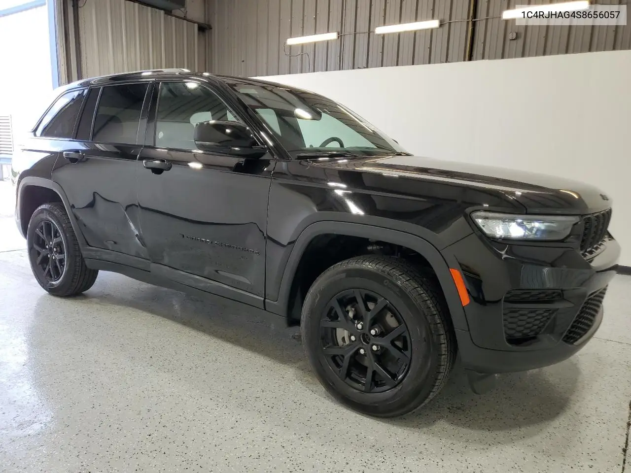 1C4RJHAG4S8656057 2025 Jeep Grand Cherokee Laredo