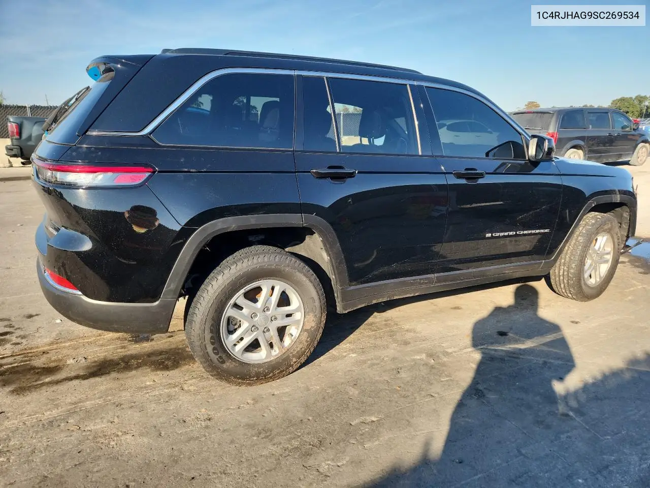 1C4RJHAG9SC269534 2025 Jeep Grand Cherokee Laredo