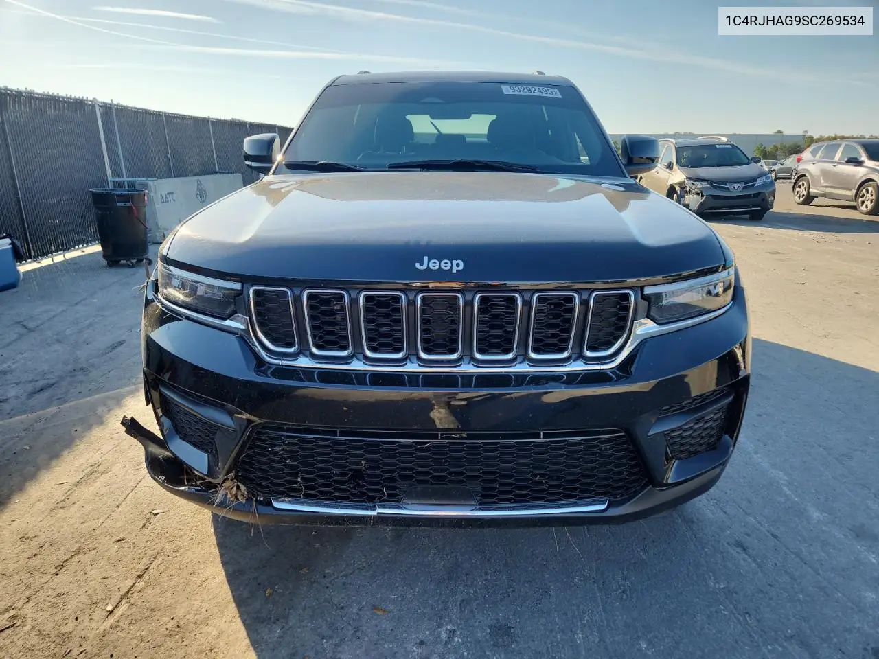 1C4RJHAG9SC269534 2025 Jeep Grand Cherokee Laredo
