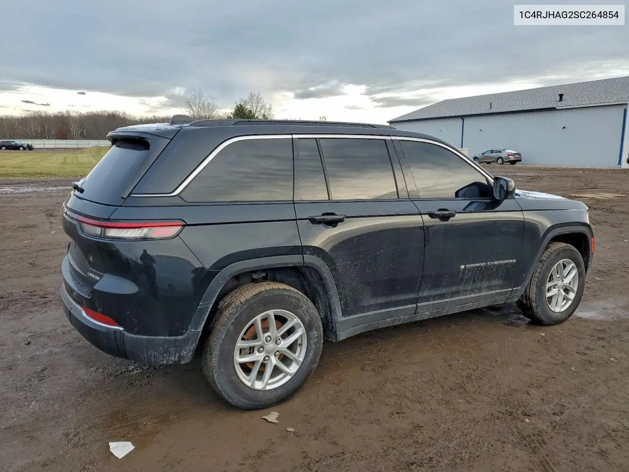 1C4RJHAG2SC264854 2025 Jeep Grand Cherokee Laredo