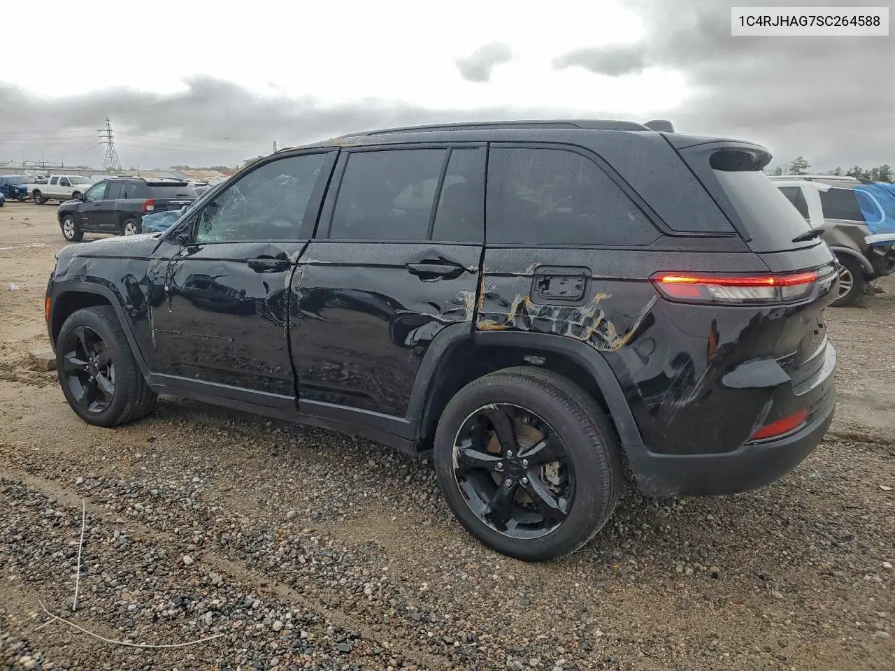 1C4RJHAG7SC264588 2025 Jeep Grand Cherokee Laredo