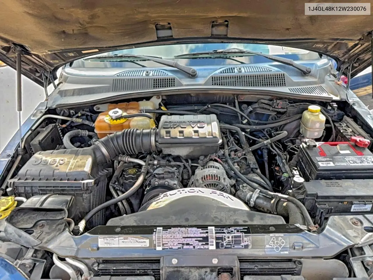 1J4GL48K12W230076 2002 Jeep Liberty Sport