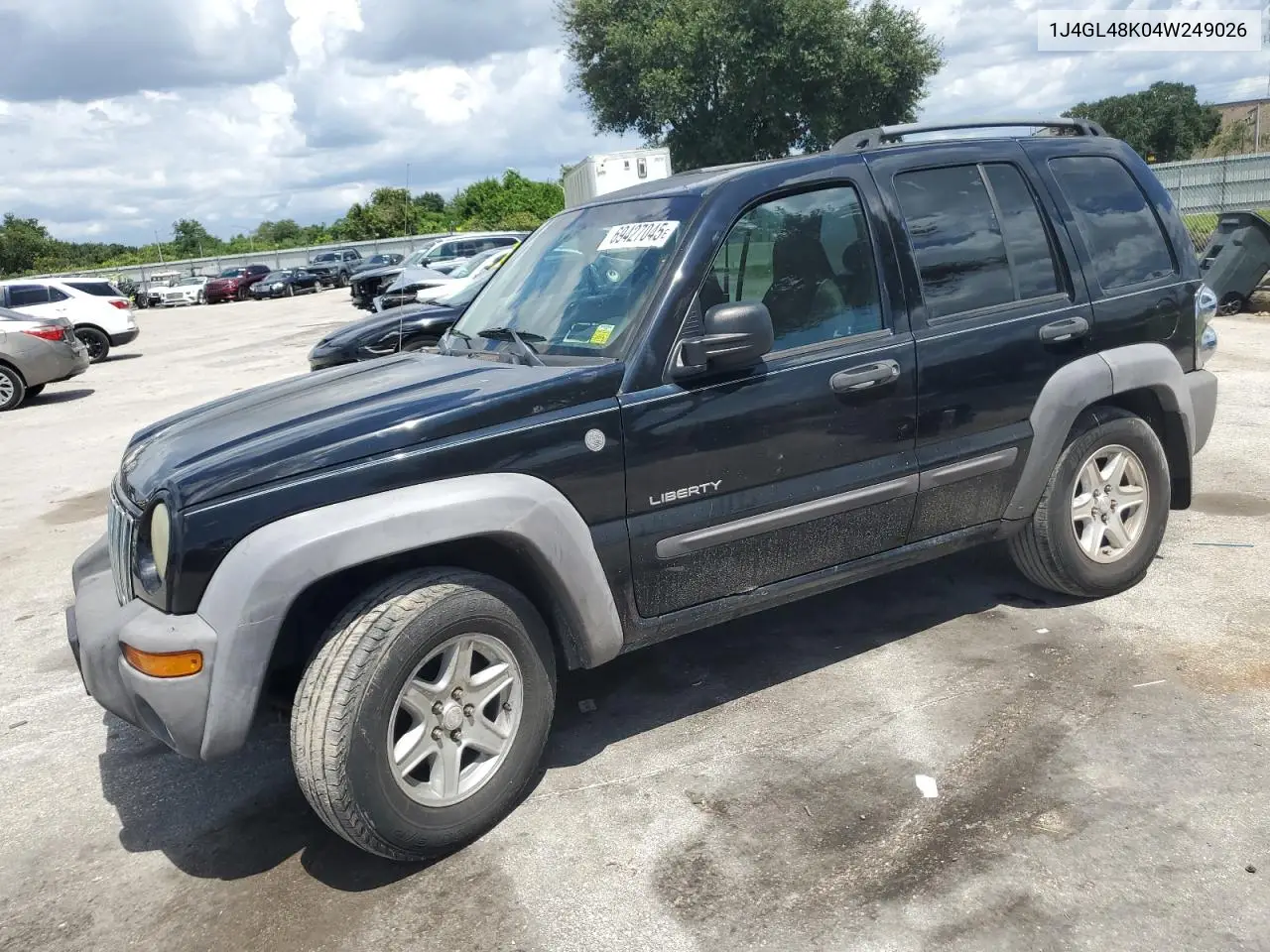 1J4GL48K04W249026 2004 Jeep Liberty Sport