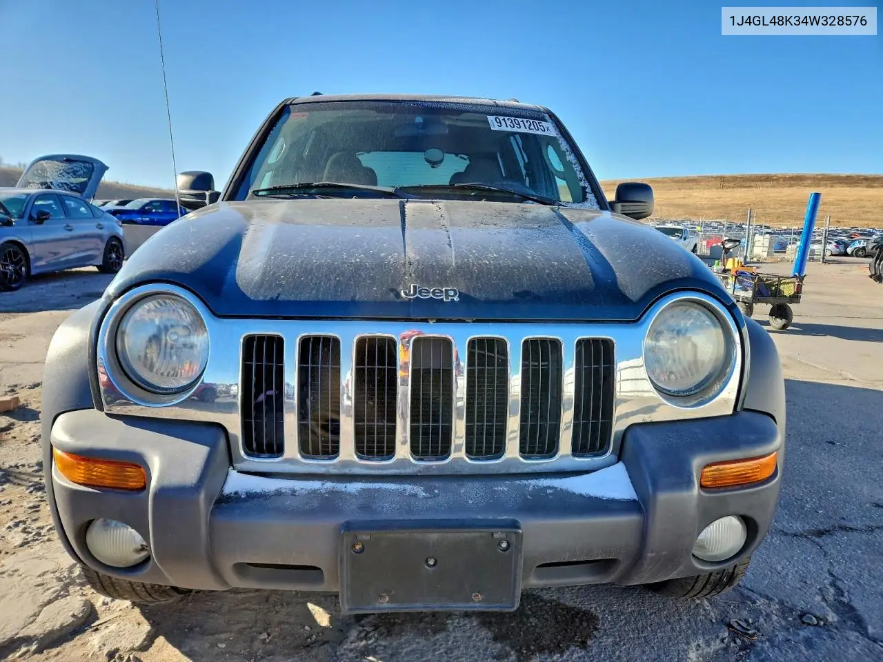 1J4GL48K34W328576 2004 Jeep Liberty Sport