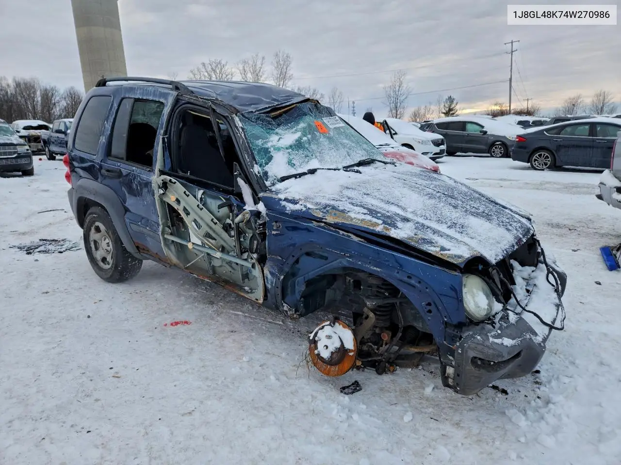 1J8GL48K74W270986 2004 Jeep Liberty Sport