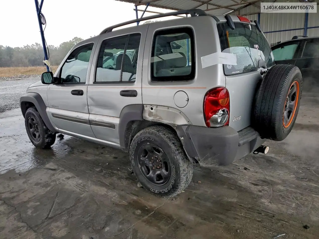 1J4GK48KX4W160678 2004 Jeep Liberty Sport
