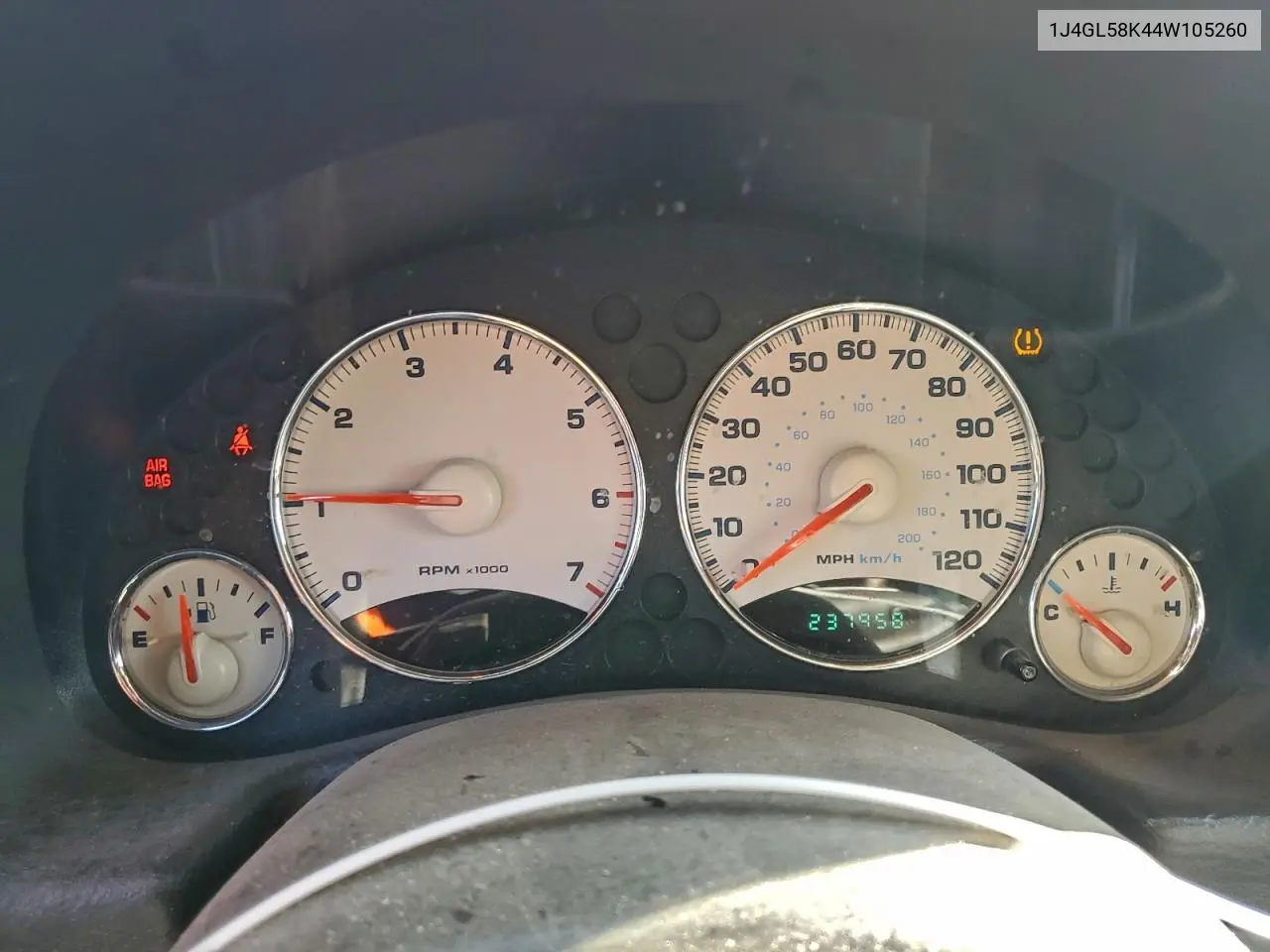 1J4GL58K44W105260 2004 Jeep Liberty Limited