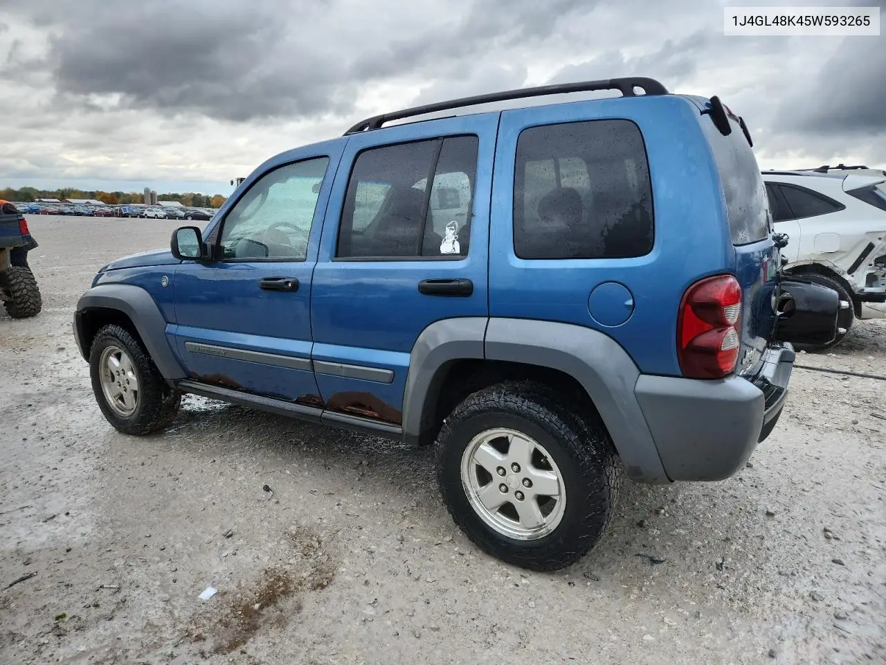 1J4GL48K45W593265 2005 Jeep Liberty Sport