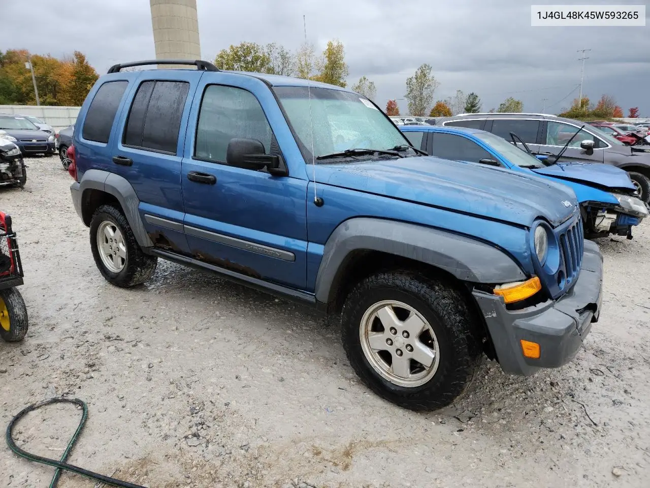 1J4GL48K45W593265 2005 Jeep Liberty Sport