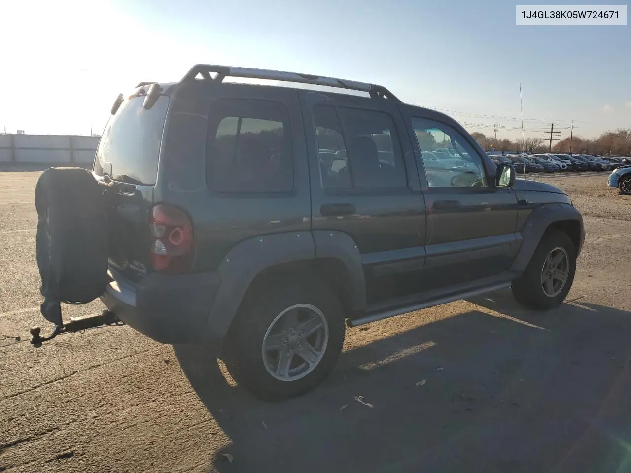 1J4GL38K05W724671 2005 Jeep Liberty Renegade