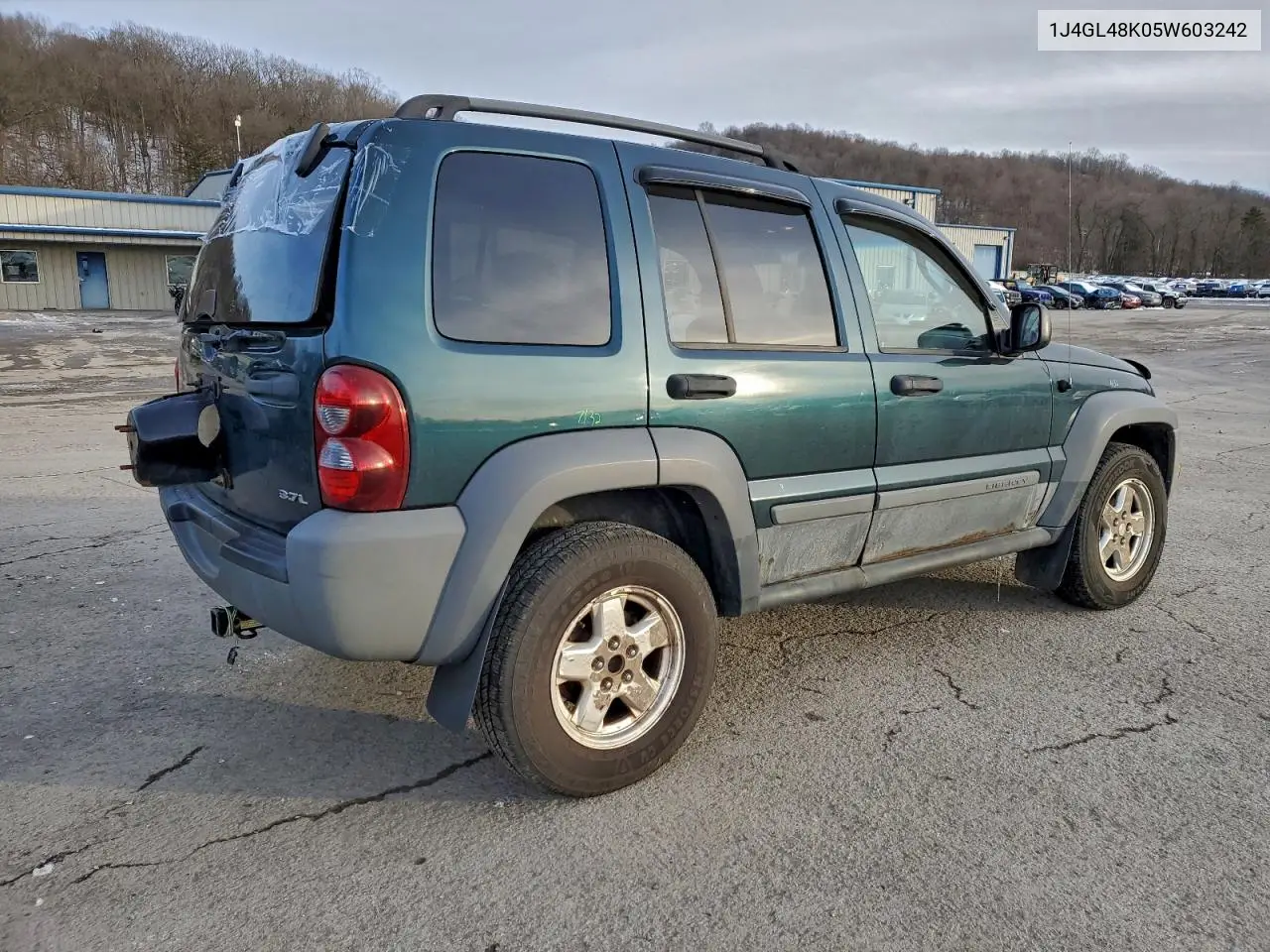 1J4GL48K05W603242 2005 Jeep Liberty Sport