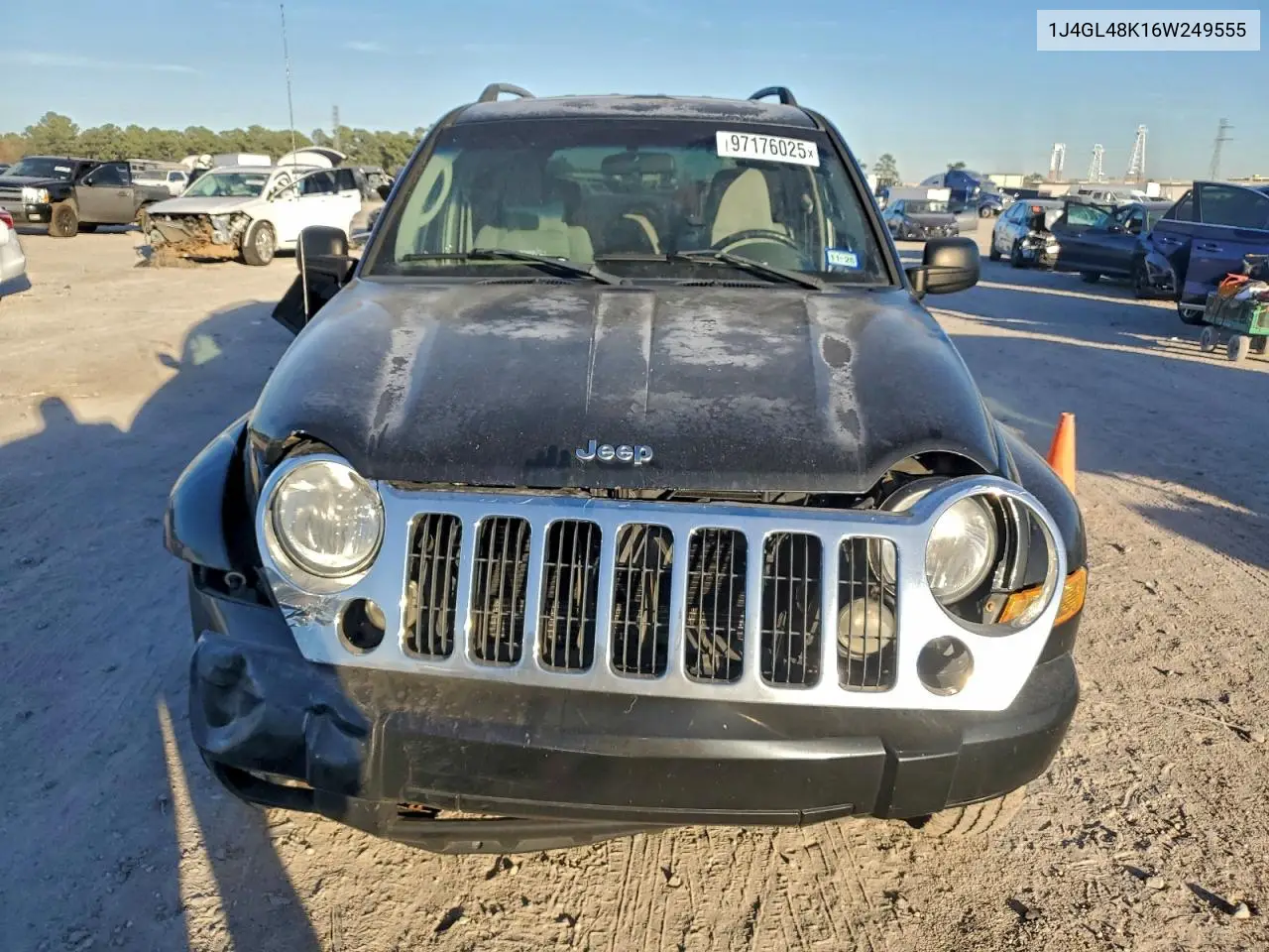 1J4GL48K16W249555 2006 Jeep Liberty Sport