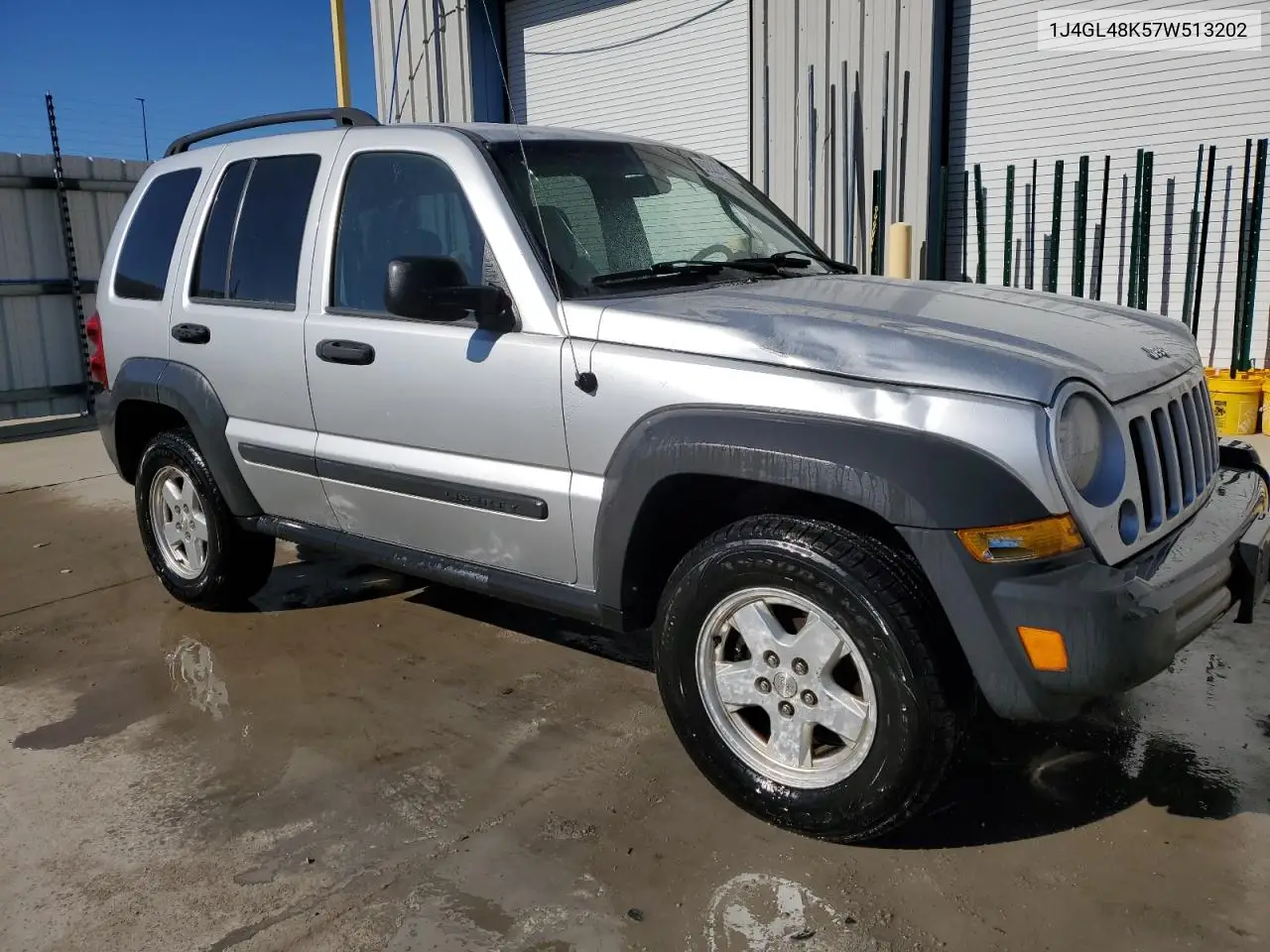 1J4GL48K57W513202 2007 Jeep Liberty Sport