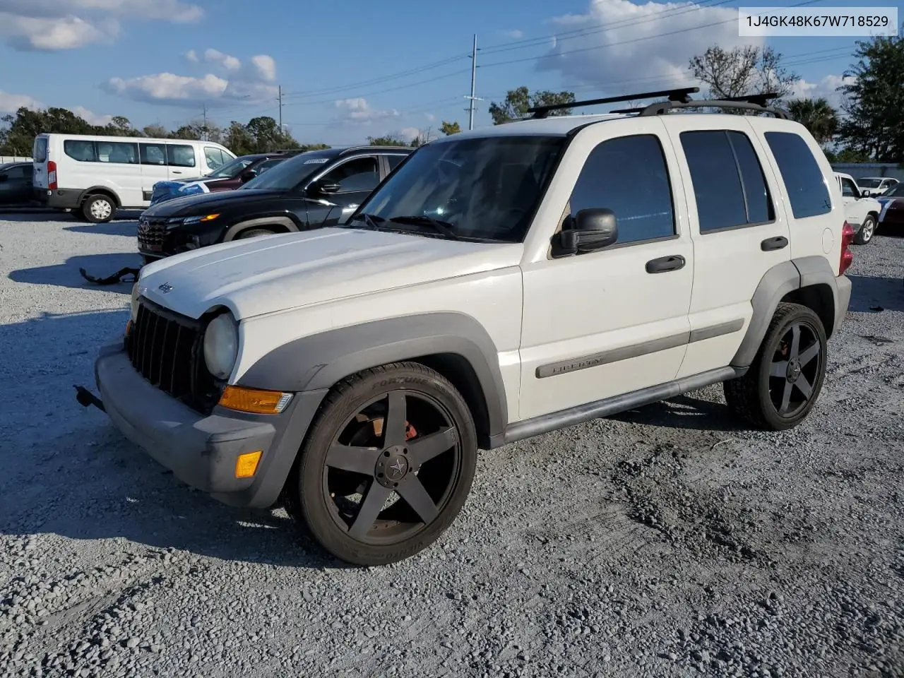 1J4GK48K67W718529 2007 Jeep Liberty Sport