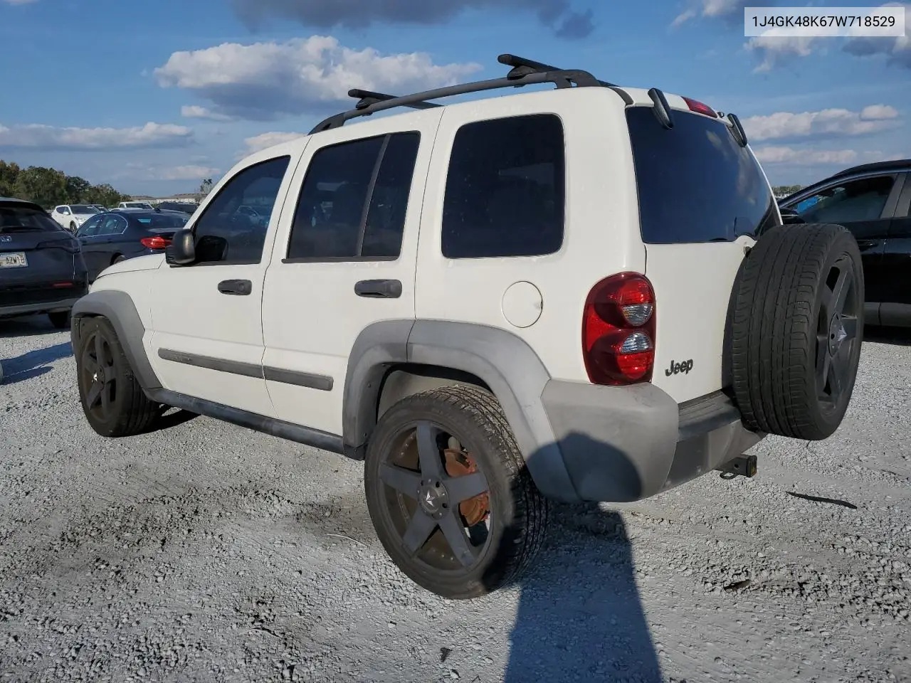 1J4GK48K67W718529 2007 Jeep Liberty Sport