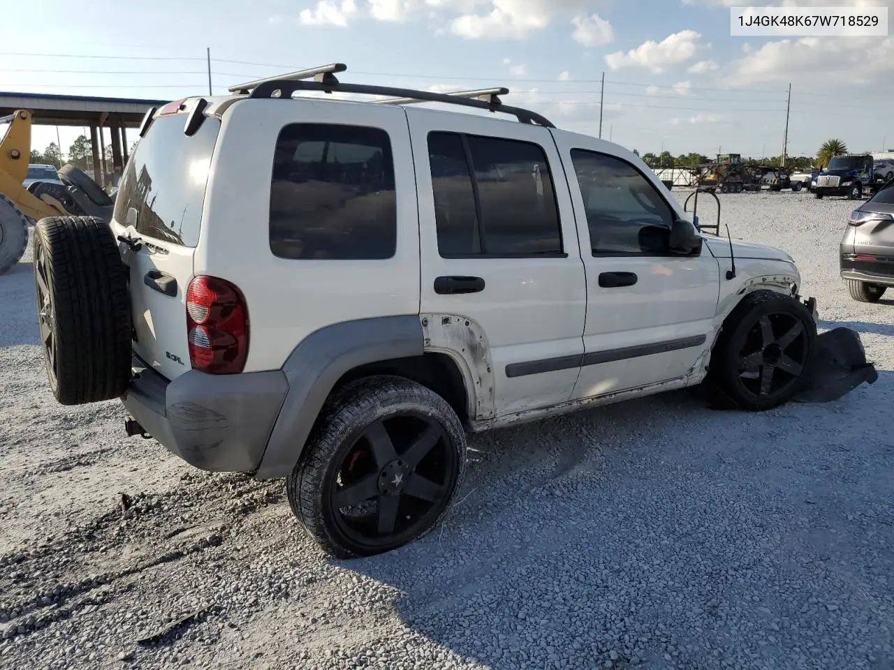 1J4GK48K67W718529 2007 Jeep Liberty Sport