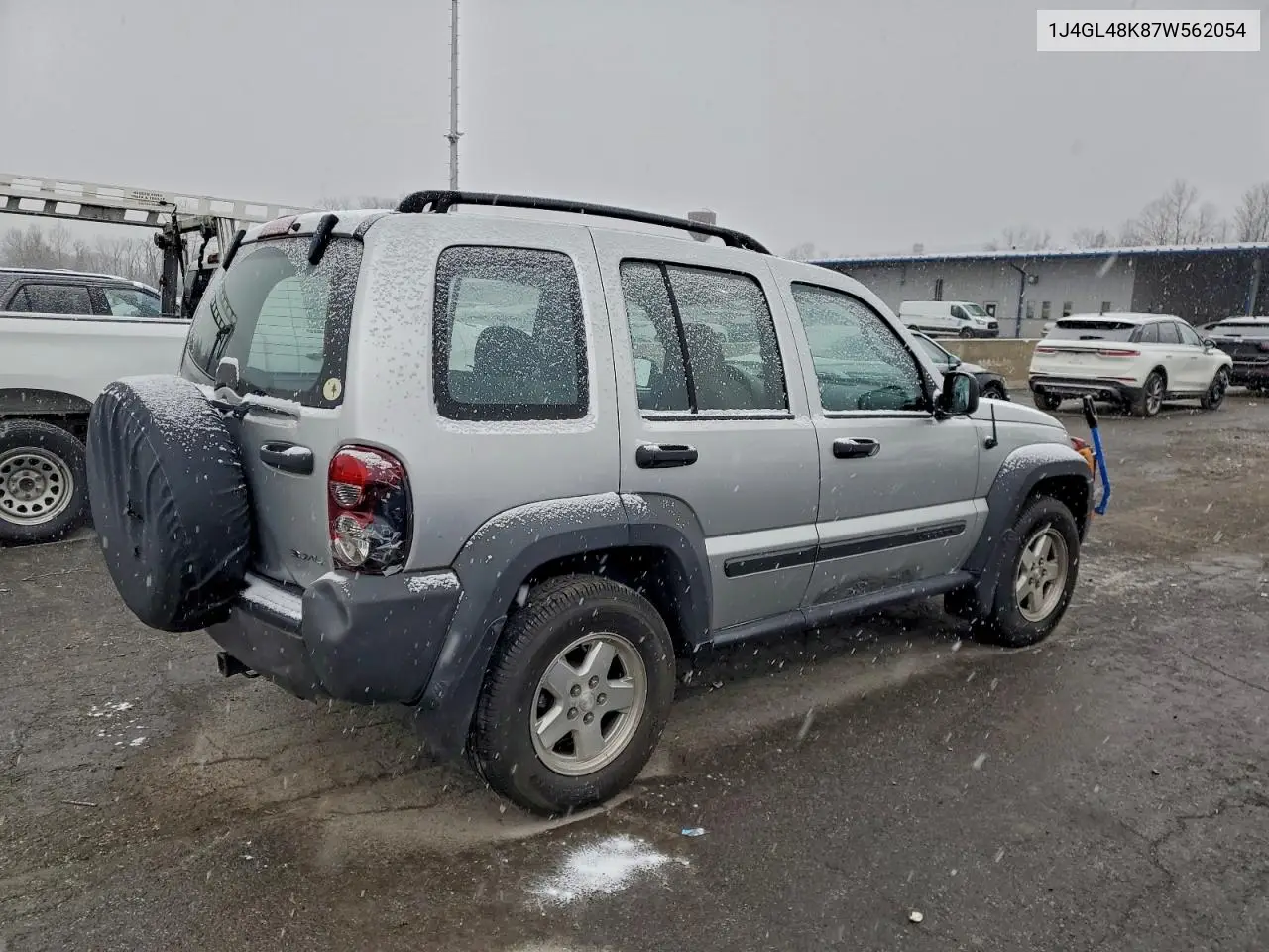 1J4GL48K87W562054 2007 Jeep Liberty Sport
