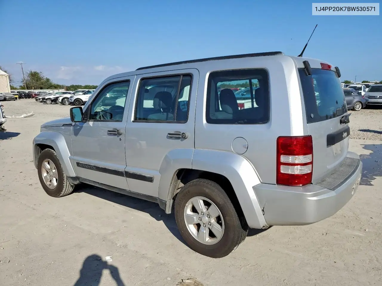 1J4PP2GK7BW530571 2011 Jeep Liberty Sport