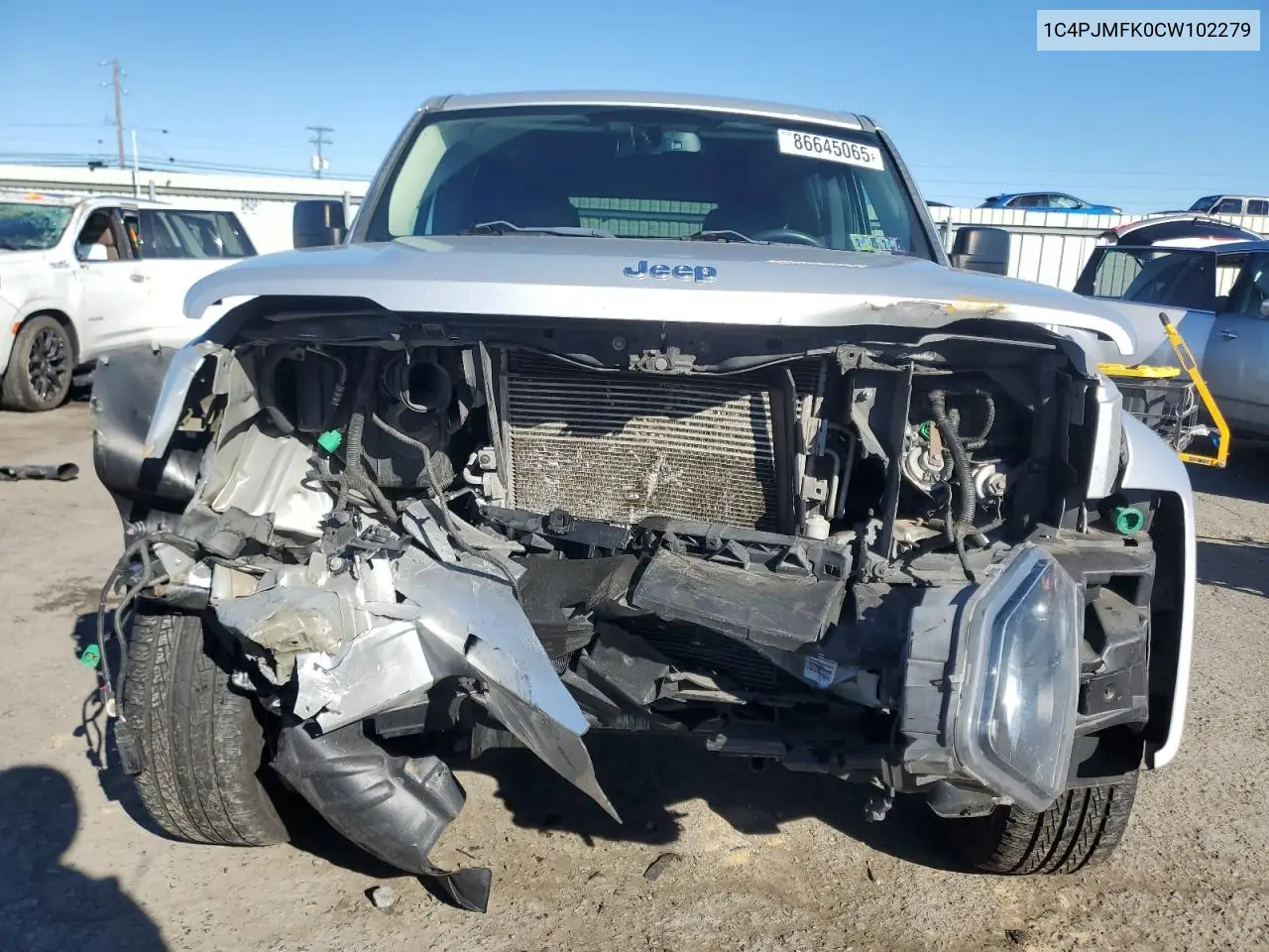1C4PJMFK0CW102279 2012 Jeep Liberty Jet