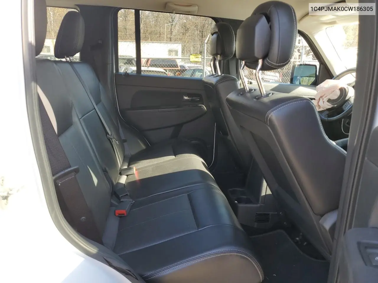1C4PJMAK0CW186305 2012 Jeep Liberty Sport