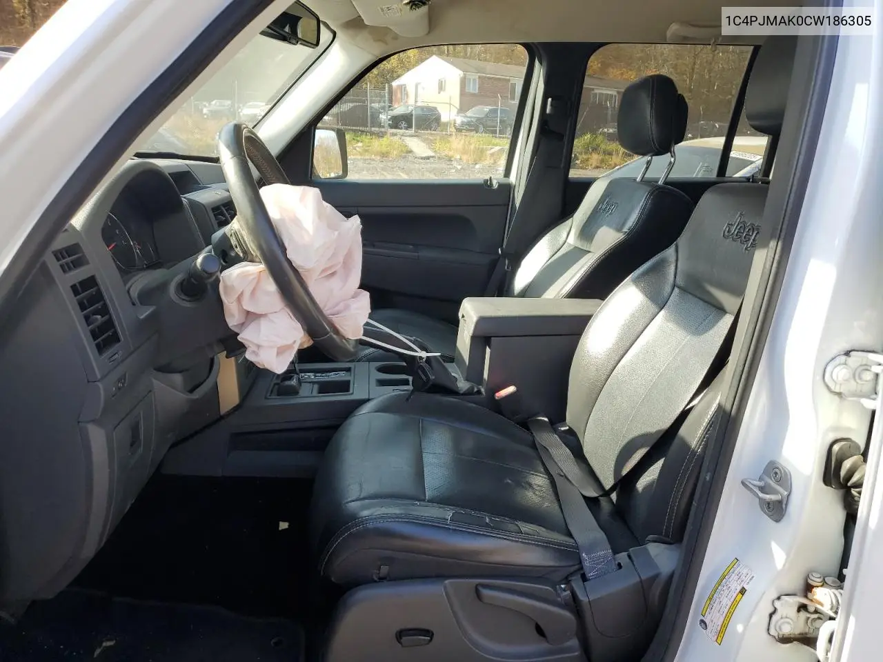 1C4PJMAK0CW186305 2012 Jeep Liberty Sport