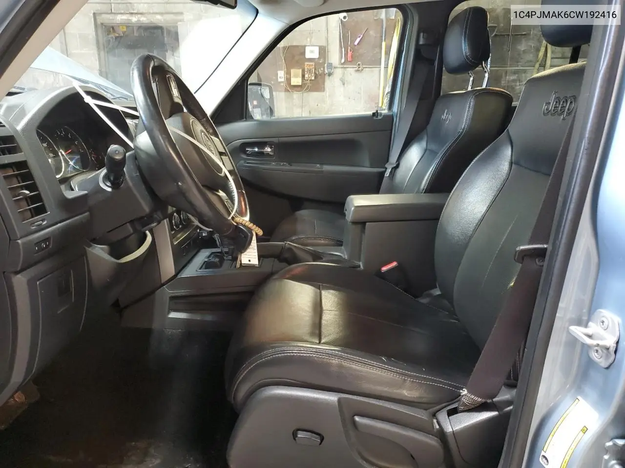 1C4PJMAK6CW192416 2012 Jeep Liberty Sport