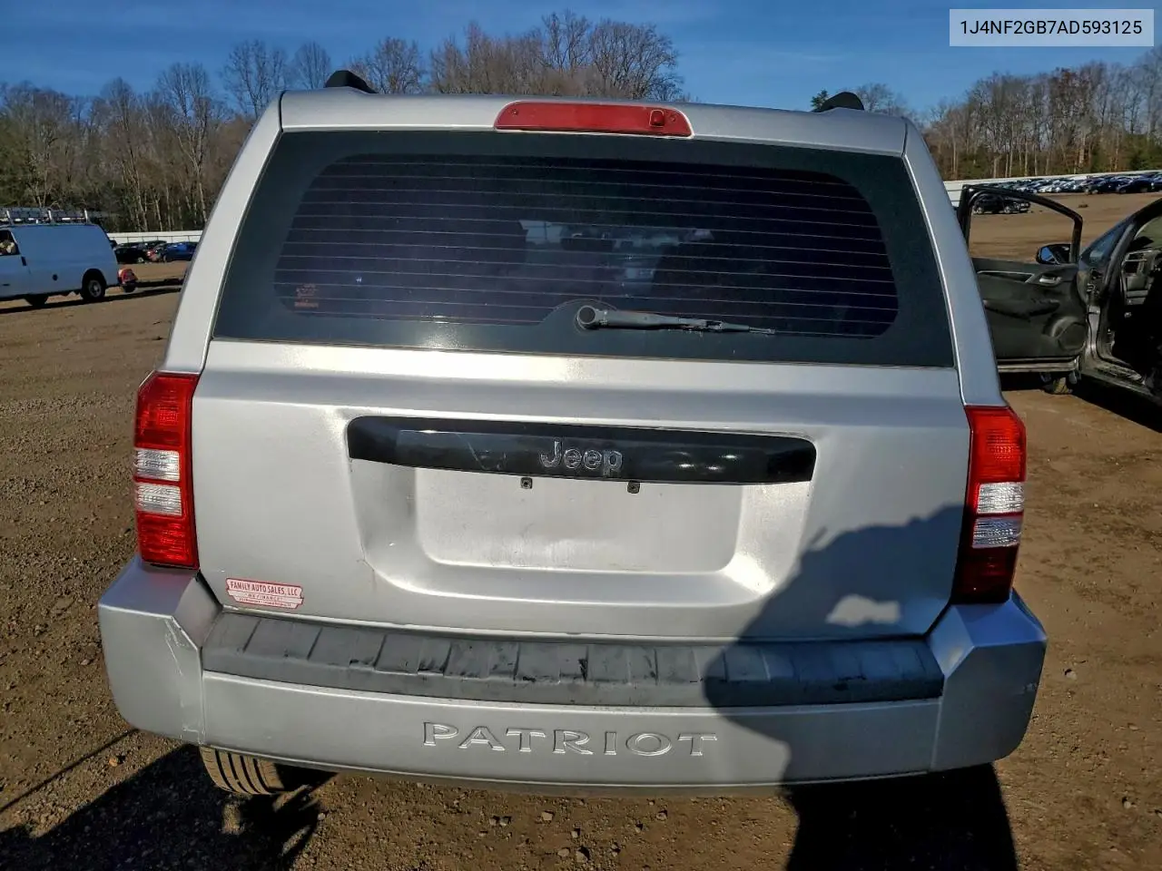 1J4NF2GB7AD593125 2010 Jeep Patriot Sport