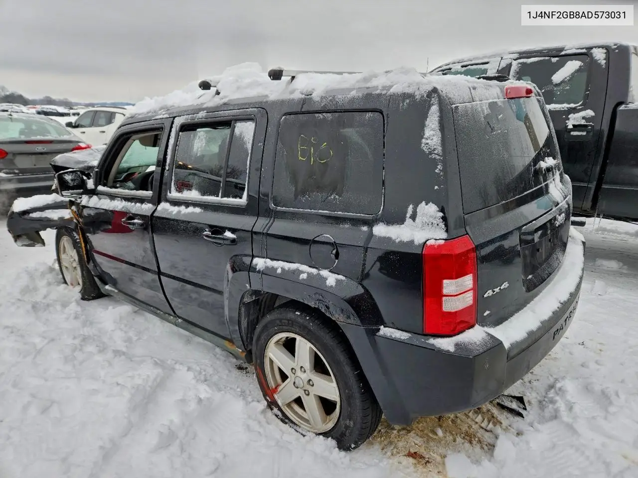 1J4NF2GB8AD573031 2010 Jeep Patriot Sport