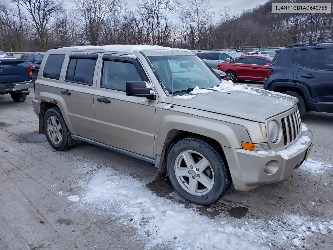 1J4NF1GB1AD640756 2010 Jeep Patriot Sport
