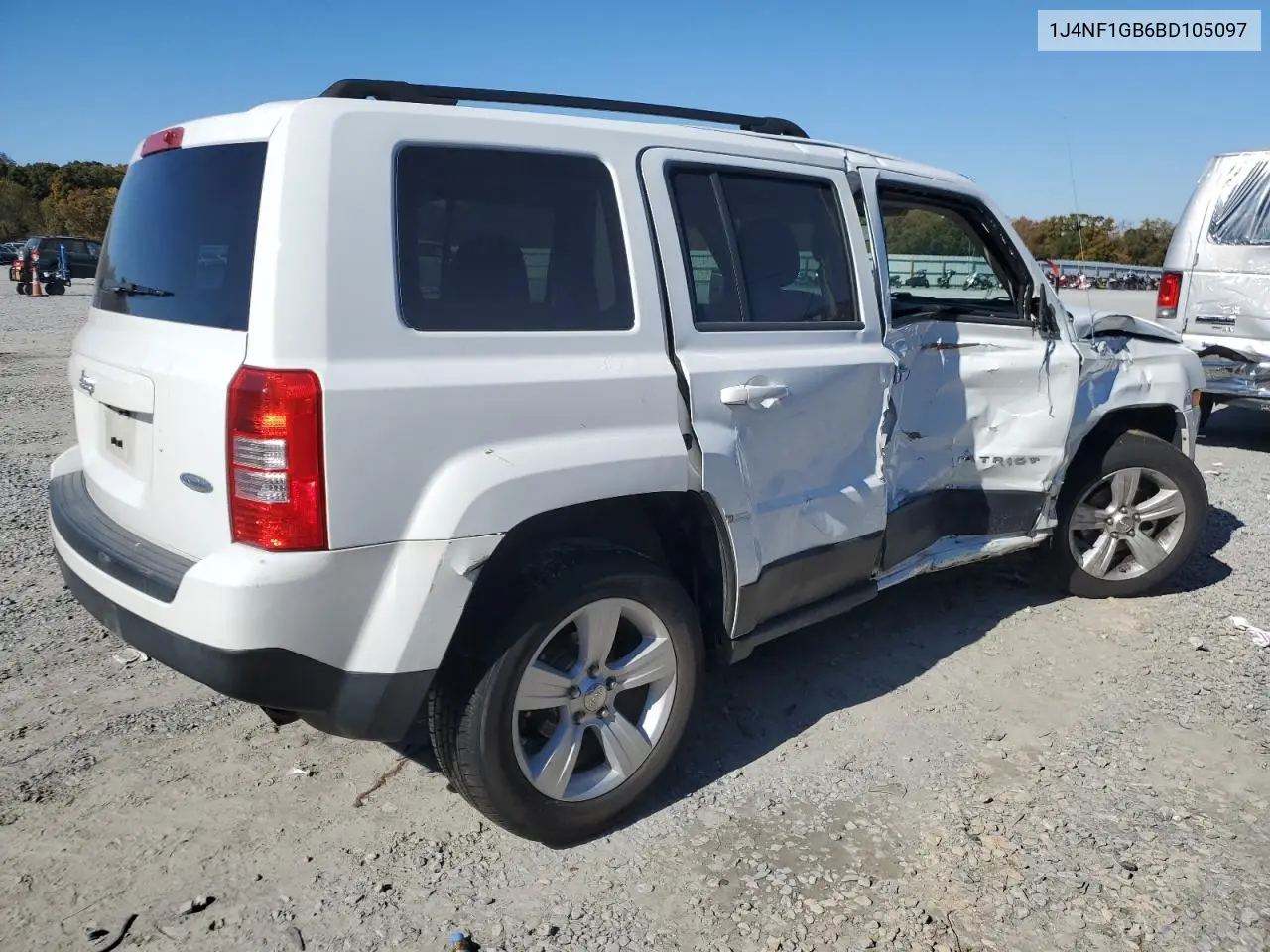 1J4NF1GB6BD105097 2011 Jeep Patriot Sport