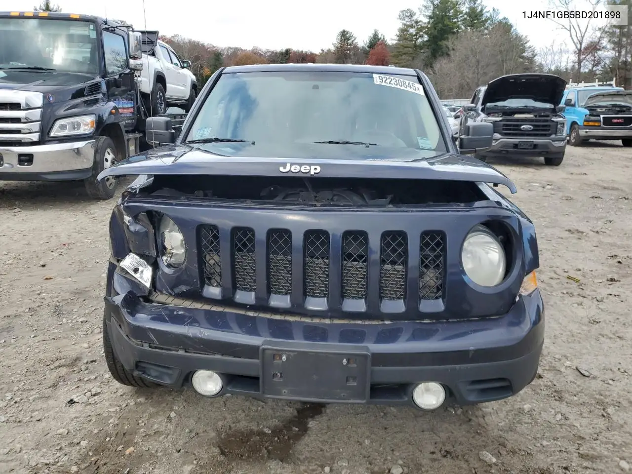 1J4NF1GB5BD201898 2011 Jeep Patriot Sport