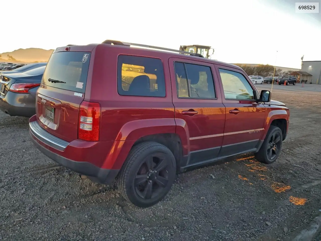 698529 2012 Jeep Patriot La
