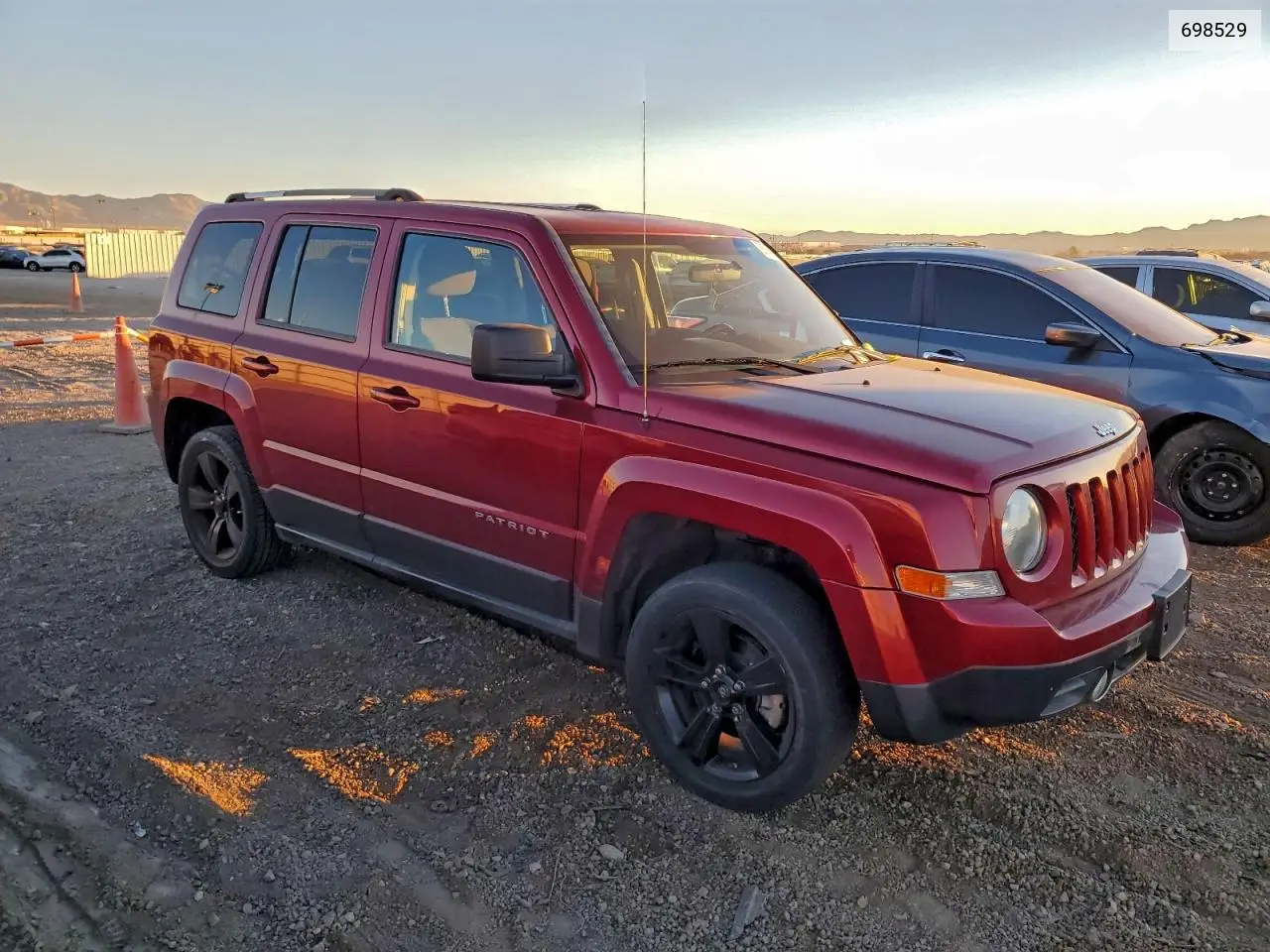 698529 2012 Jeep Patriot La