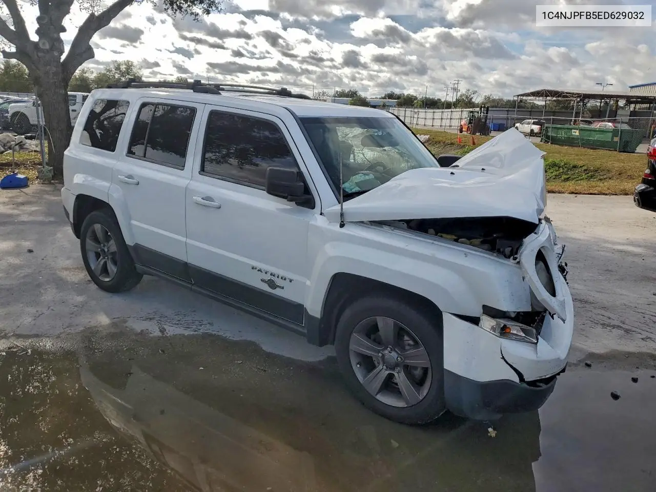 1C4NJPFB5ED629032 2014 Jeep Patriot Latitude