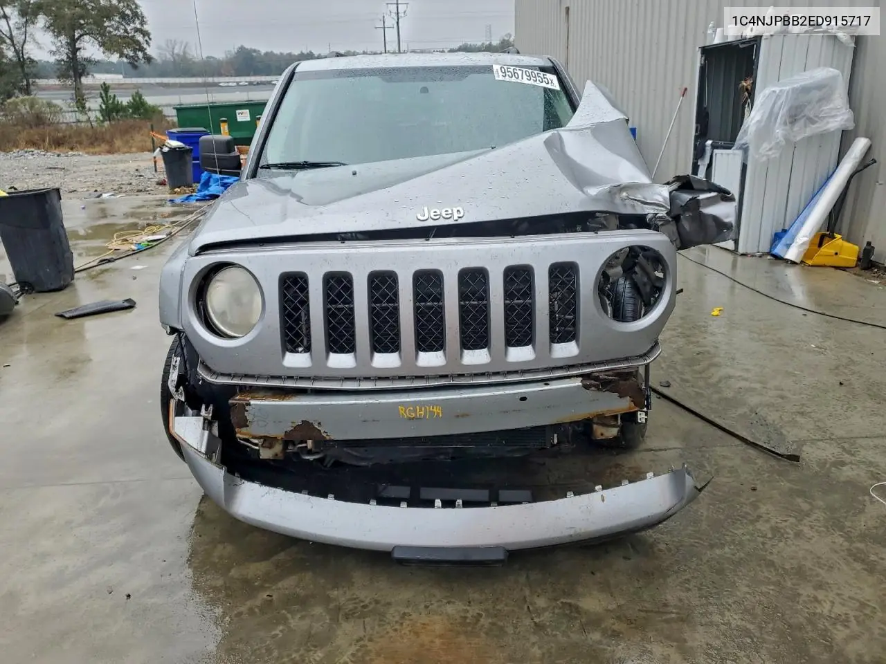 1C4NJPBB2ED915717 2014 Jeep Patriot Sport