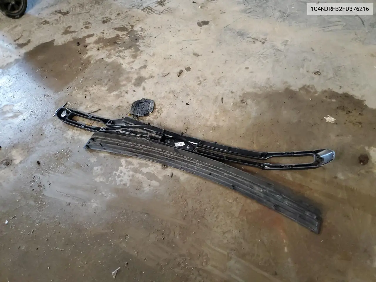 1C4NJRFB2FD376216 2015 Jeep Patriot Latitude