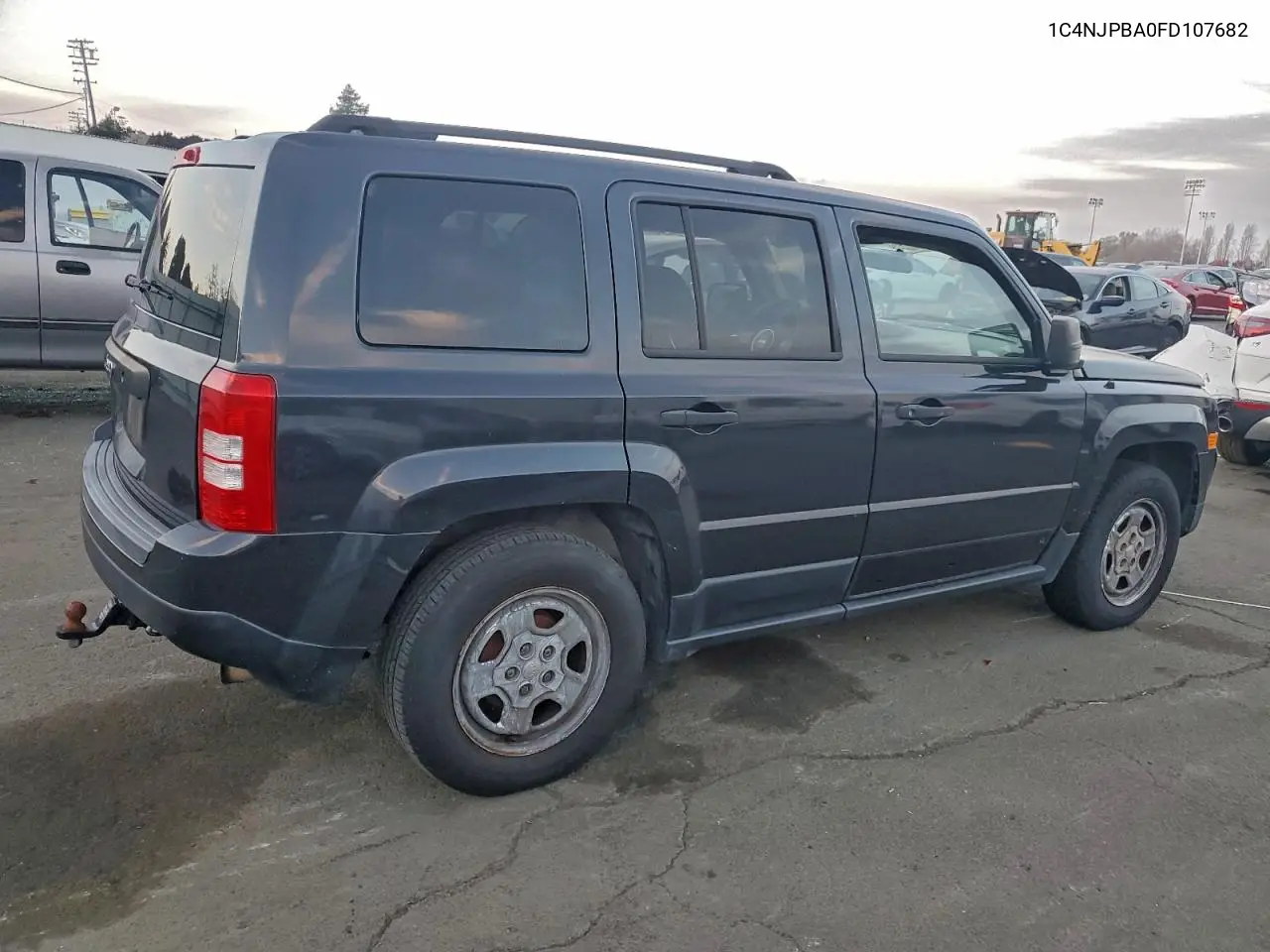 1C4NJPBA0FD107682 2015 Jeep Patriot Sport
