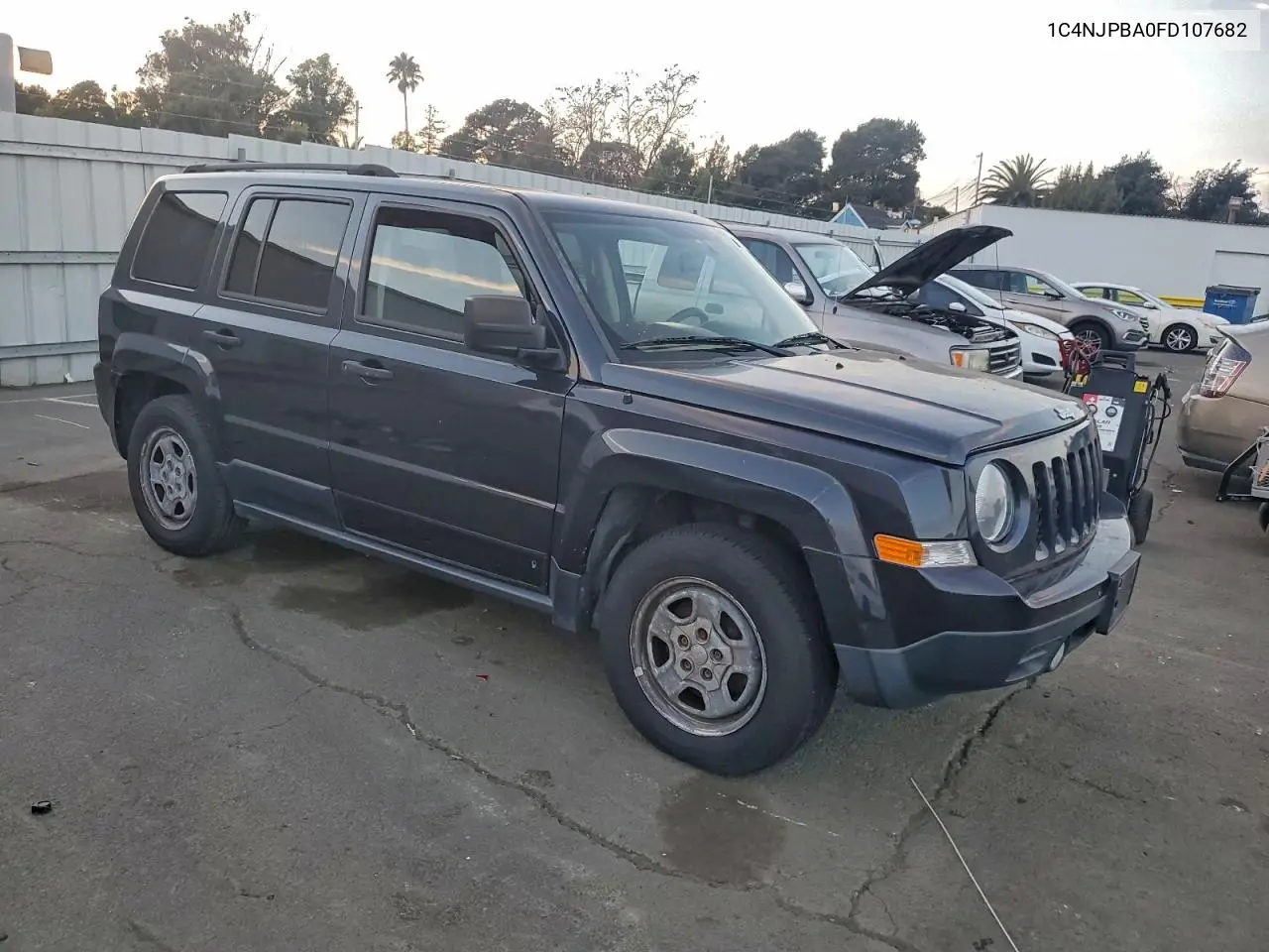 1C4NJPBA0FD107682 2015 Jeep Patriot Sport